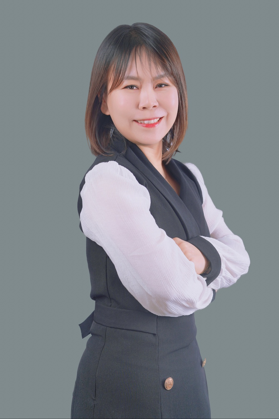 李莲莲 Image